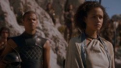extant_GameOfThrones_4x01-TwoSwords_4740