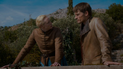 extant_GameOfThrones_4x01-TwoSwords_4820