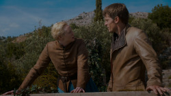 extant_GameOfThrones_4x01-TwoSwords_4854