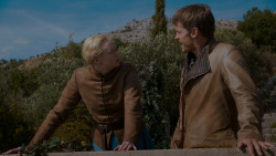extant_GameOfThrones_4x01-TwoSwords_4858