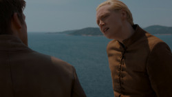 extant_GameOfThrones_4x01-TwoSwords_4861