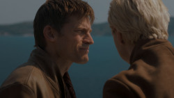 extant_GameOfThrones_4x01-TwoSwords_4871