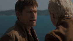extant_GameOfThrones_4x01-TwoSwords_4875