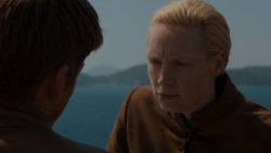 extant_GameOfThrones_4x01-TwoSwords_4895