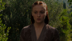 extant_GameOfThrones_4x01-TwoSwords_4945