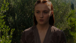 extant_GameOfThrones_4x01-TwoSwords_4948