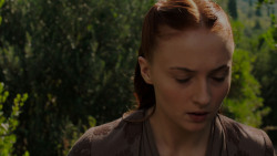 extant_GameOfThrones_4x01-TwoSwords_4955