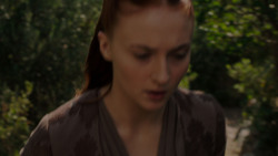 extant_GameOfThrones_4x01-TwoSwords_4956