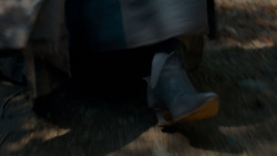 extant_GameOfThrones_4x01-TwoSwords_4979