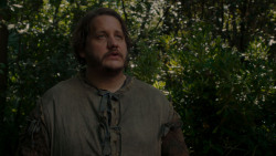extant_GameOfThrones_4x01-TwoSwords_5025