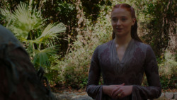 extant_GameOfThrones_4x01-TwoSwords_5033