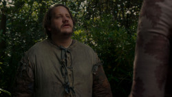 extant_GameOfThrones_4x01-TwoSwords_5050