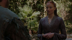extant_GameOfThrones_4x01-TwoSwords_5053