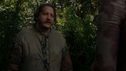extant_GameOfThrones_4x01-TwoSwords_5060
