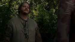 extant_GameOfThrones_4x01-TwoSwords_5062