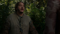 extant_GameOfThrones_4x01-TwoSwords_5067