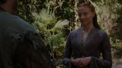 extant_GameOfThrones_4x01-TwoSwords_5070