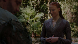 extant_GameOfThrones_4x01-TwoSwords_5071