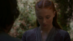 extant_GameOfThrones_4x01-TwoSwords_5095