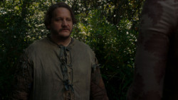 extant_GameOfThrones_4x01-TwoSwords_5100