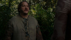 extant_GameOfThrones_4x01-TwoSwords_5103