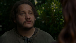 extant_GameOfThrones_4x01-TwoSwords_5111