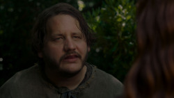 extant_GameOfThrones_4x01-TwoSwords_5118