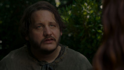 extant_GameOfThrones_4x01-TwoSwords_5127
