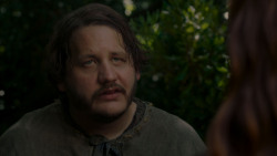 extant_GameOfThrones_4x01-TwoSwords_5129