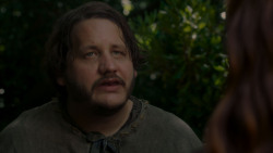 extant_GameOfThrones_4x01-TwoSwords_5130