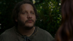 extant_GameOfThrones_4x01-TwoSwords_5131