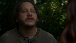 extant_GameOfThrones_4x01-TwoSwords_5135