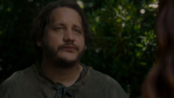 extant_GameOfThrones_4x01-TwoSwords_5143