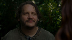 extant_GameOfThrones_4x01-TwoSwords_5154