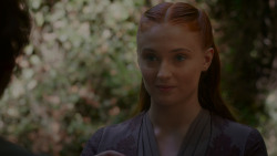 extant_GameOfThrones_4x01-TwoSwords_5155