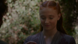 extant_GameOfThrones_4x01-TwoSwords_5159