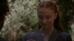 extant_GameOfThrones_4x01-TwoSwords_5160
