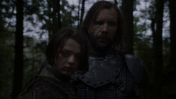 extant_GameOfThrones_4x01-TwoSwords_5170
