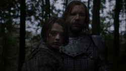 extant_GameOfThrones_4x01-TwoSwords_5172