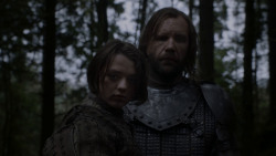 extant_GameOfThrones_4x01-TwoSwords_5173