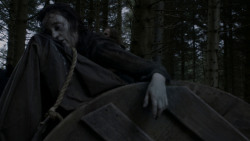 extant_GameOfThrones_4x01-TwoSwords_5200