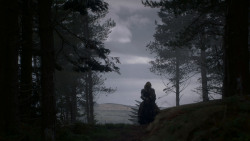 extant_GameOfThrones_4x01-TwoSwords_5207