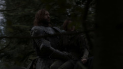 extant_GameOfThrones_4x01-TwoSwords_5236