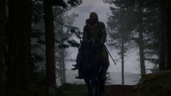 extant_GameOfThrones_4x01-TwoSwords_5243