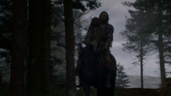 extant_GameOfThrones_4x01-TwoSwords_5247
