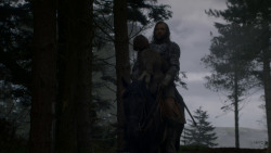 extant_GameOfThrones_4x01-TwoSwords_5249