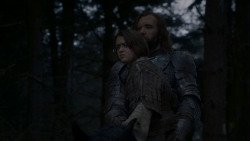 extant_GameOfThrones_4x01-TwoSwords_5264