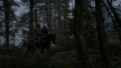 extant_GameOfThrones_4x01-TwoSwords_5269