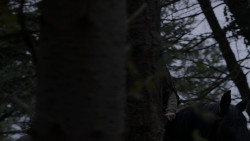 extant_GameOfThrones_4x01-TwoSwords_5287