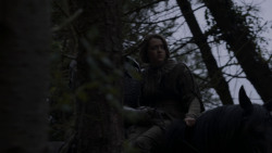 extant_GameOfThrones_4x01-TwoSwords_5288